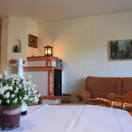 Am Wald Apartment Lieser